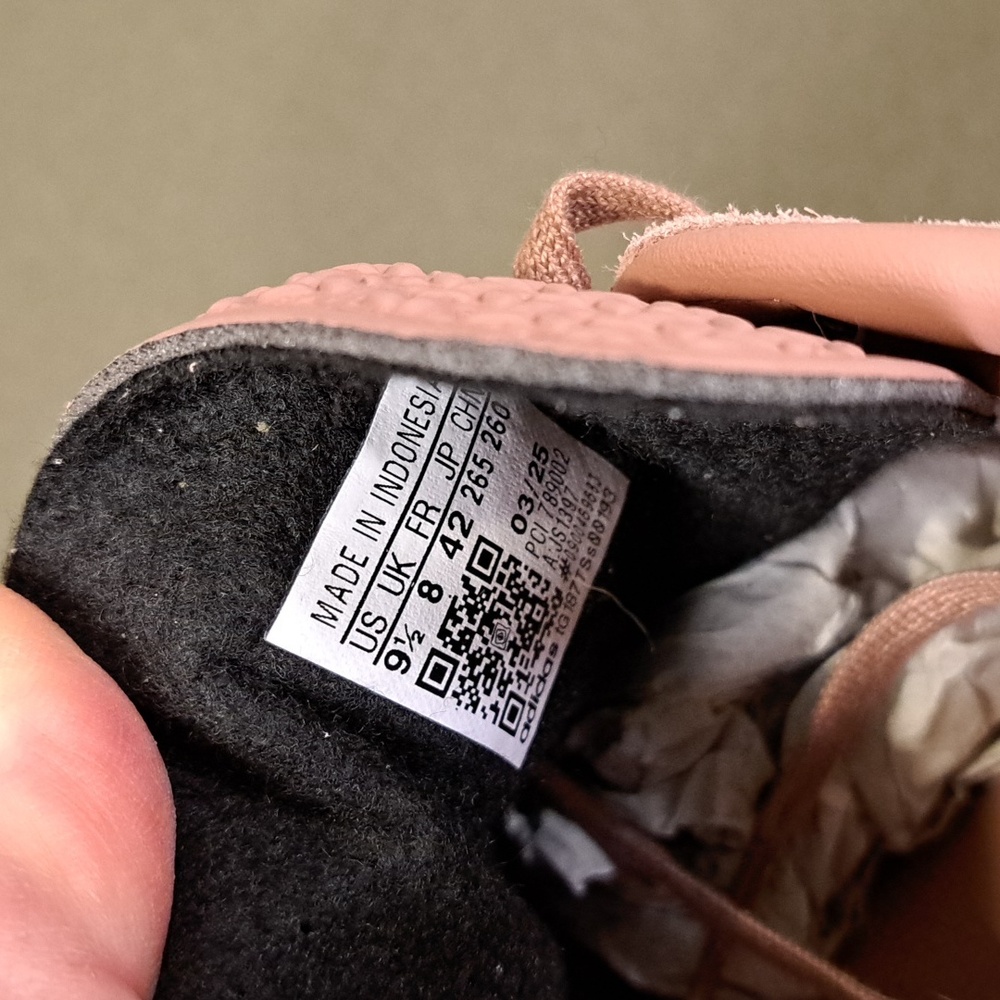 Adidas Gazell Indoor Sneaker - Color: Clay / White - Size: Women 9.5 - Picture 9 of 10